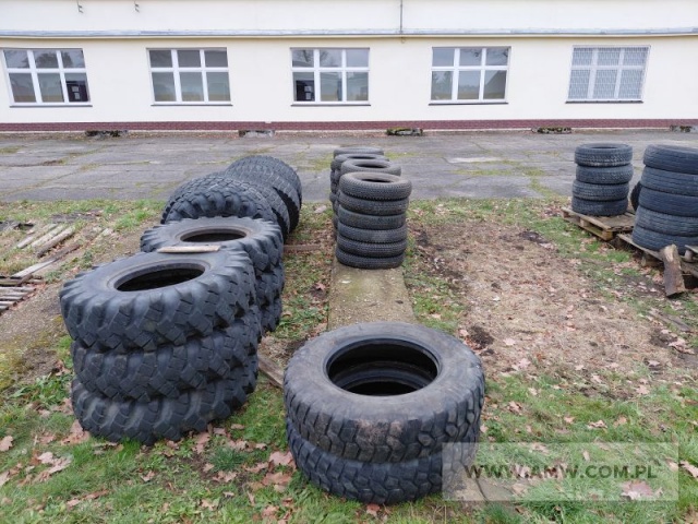 Zużyte opony (opony z pojazdów osobowych i ciężarowych nienadające się do bieżnikowania i użytkowania) (kod odpadu 16 01 03) 